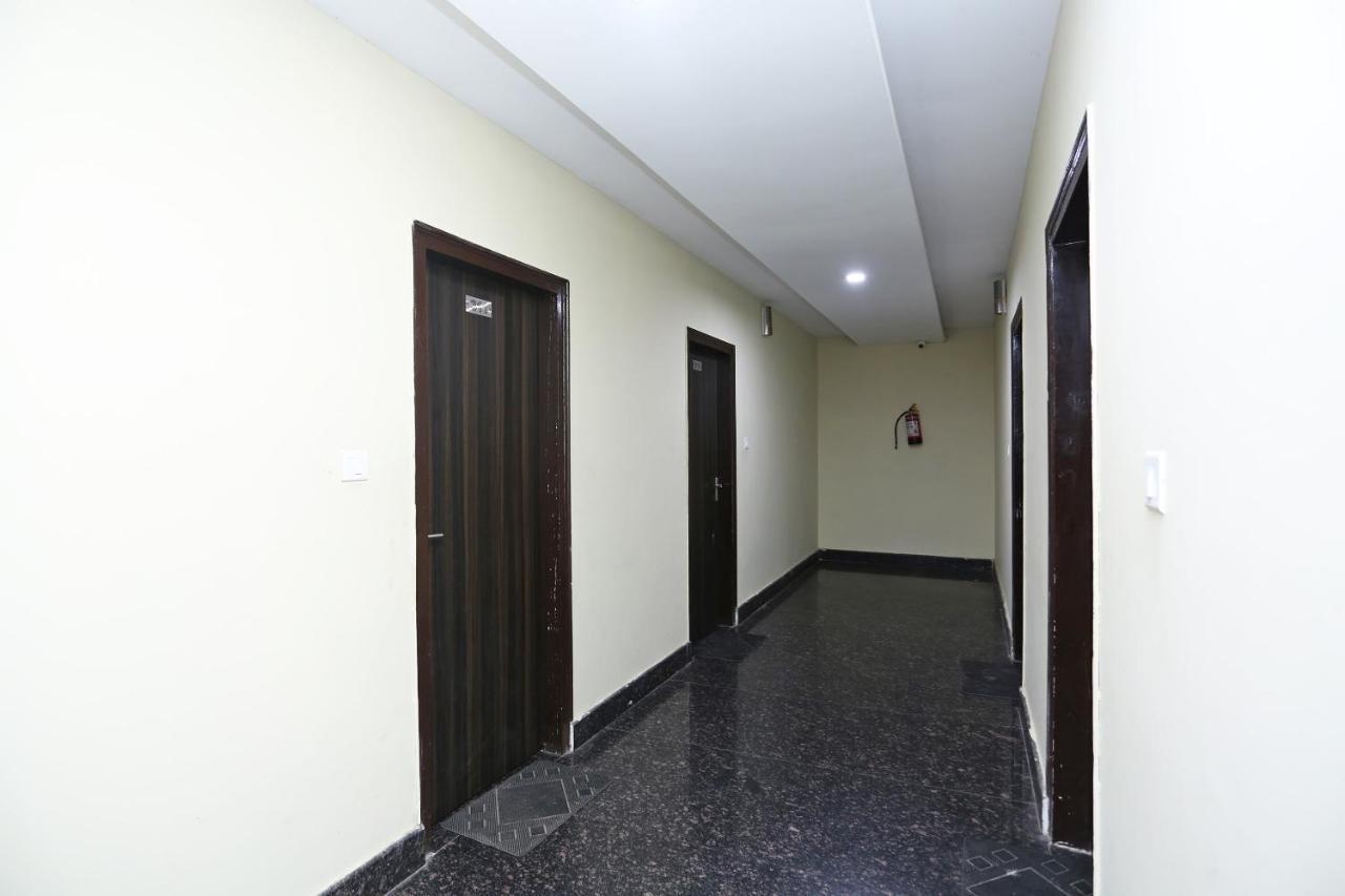 הרידוואר Oyo 2974 Hotel Aastha Palace מראה חיצוני תמונה