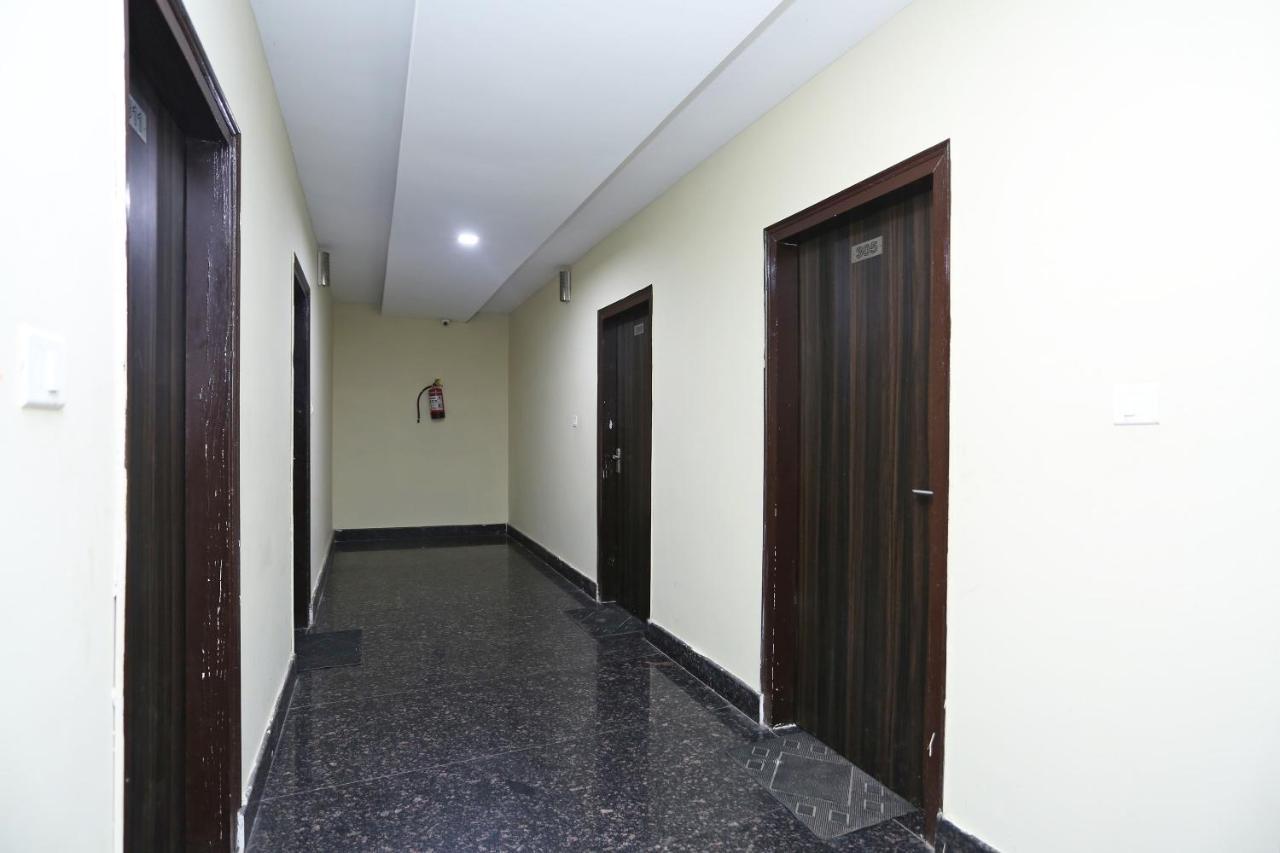 הרידוואר Oyo 2974 Hotel Aastha Palace מראה חיצוני תמונה