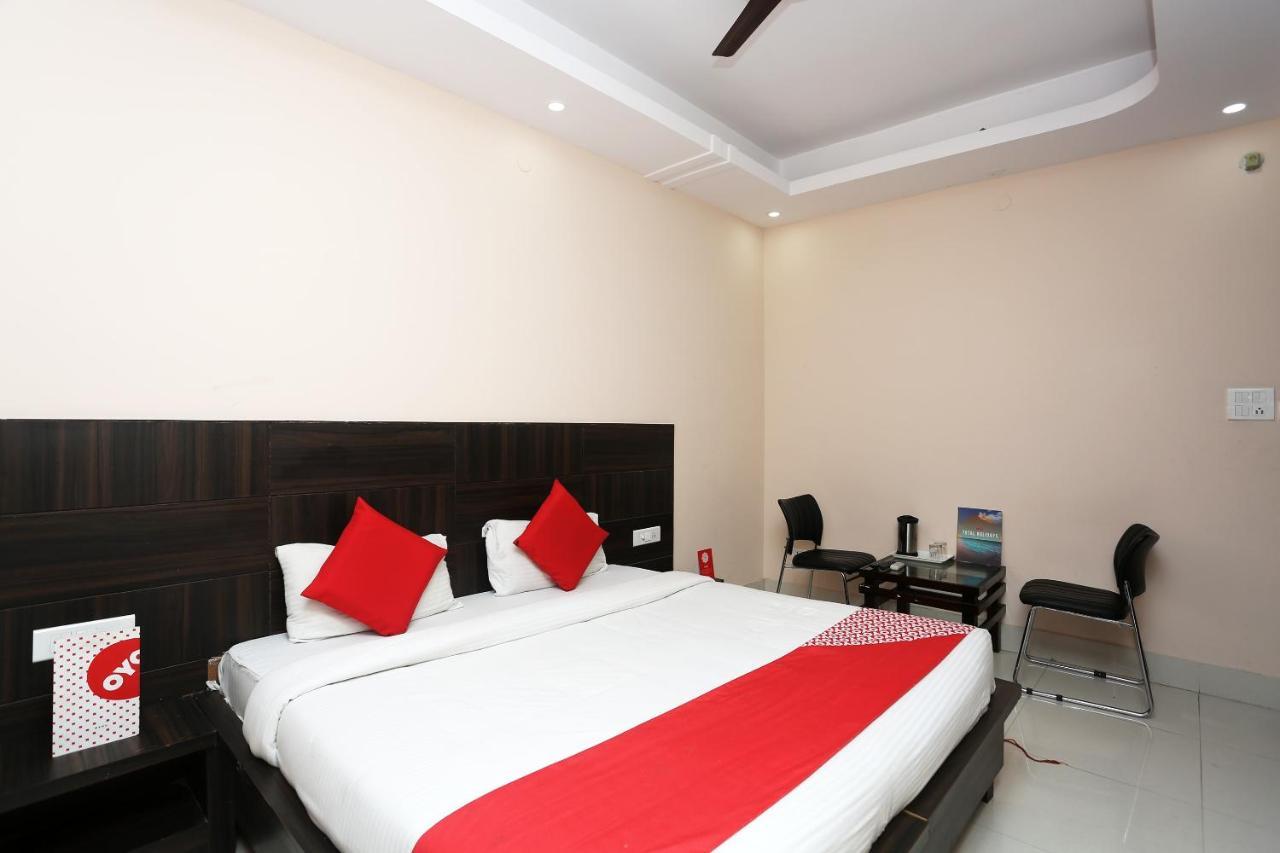 הרידוואר Oyo 2974 Hotel Aastha Palace מראה חיצוני תמונה