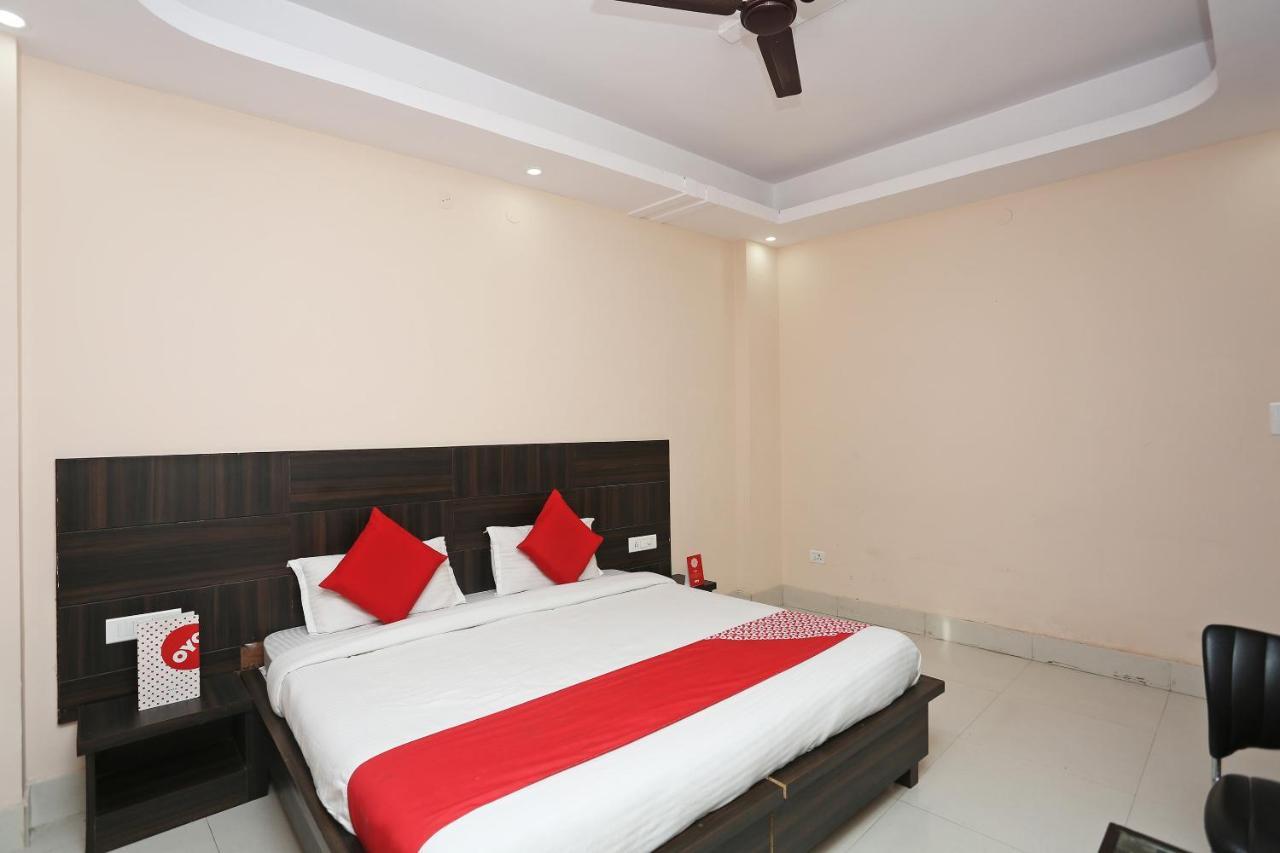 הרידוואר Oyo 2974 Hotel Aastha Palace מראה חיצוני תמונה